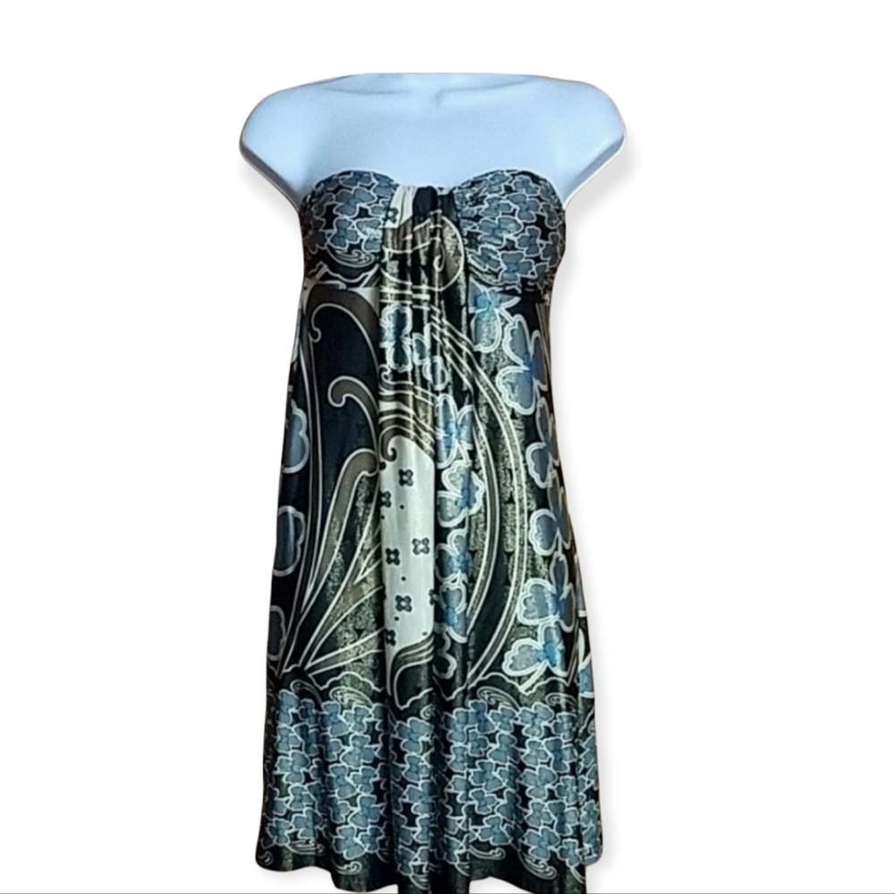 2/$30 BUNDLE OF 3 size SMALL Medium DRESSES - Picture 4 of 4